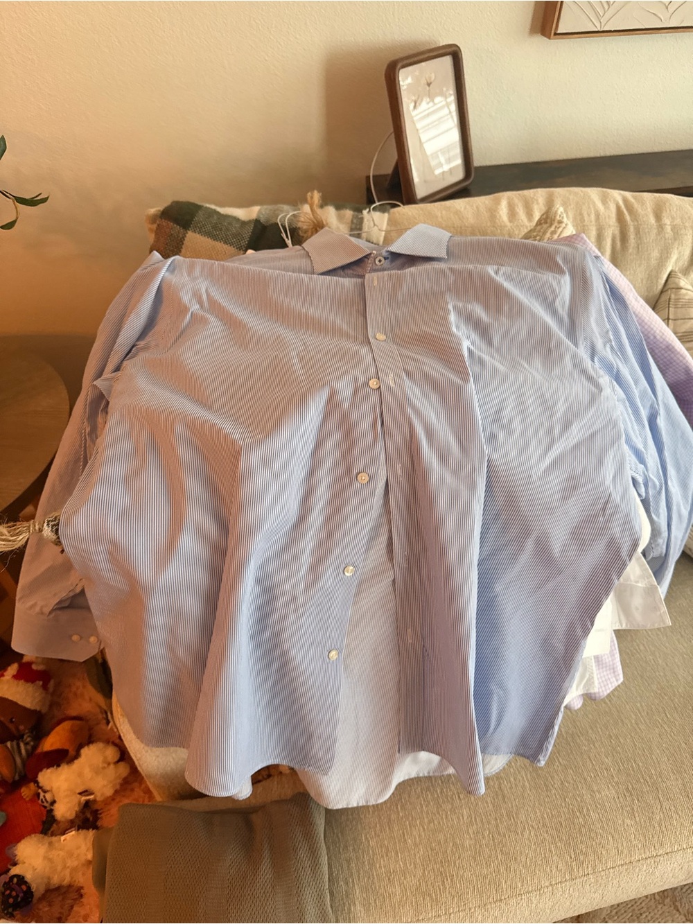Vince Camuto Men's Light Blue Pinpoint Dress Shirt